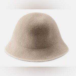 Zara - Woman’s Contrast Wool Blend Hat - Medium / Ecru